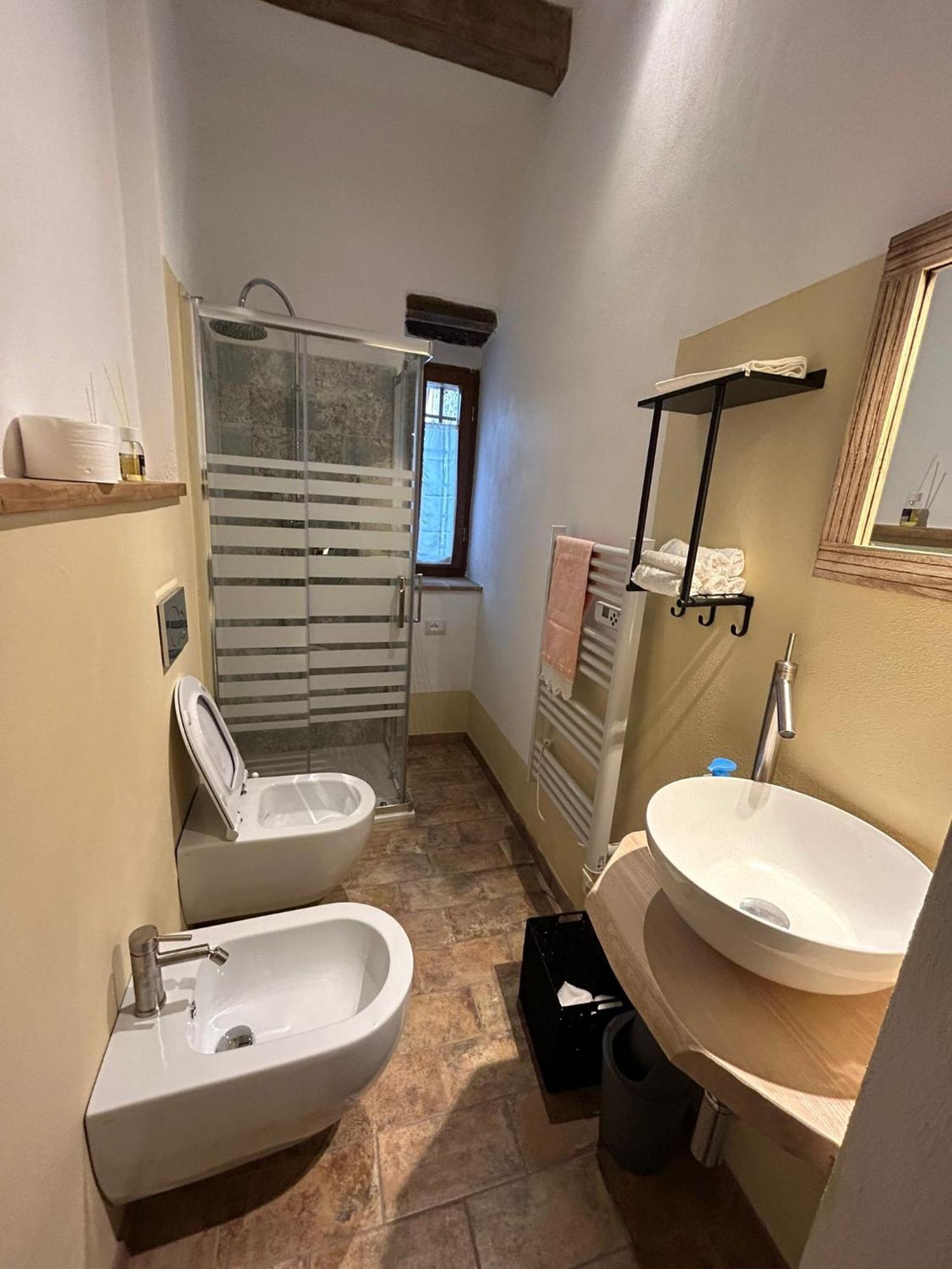 דירות Castelnuovo dellʼAbate Borgo Di Mezzo מראה חיצוני תמונה