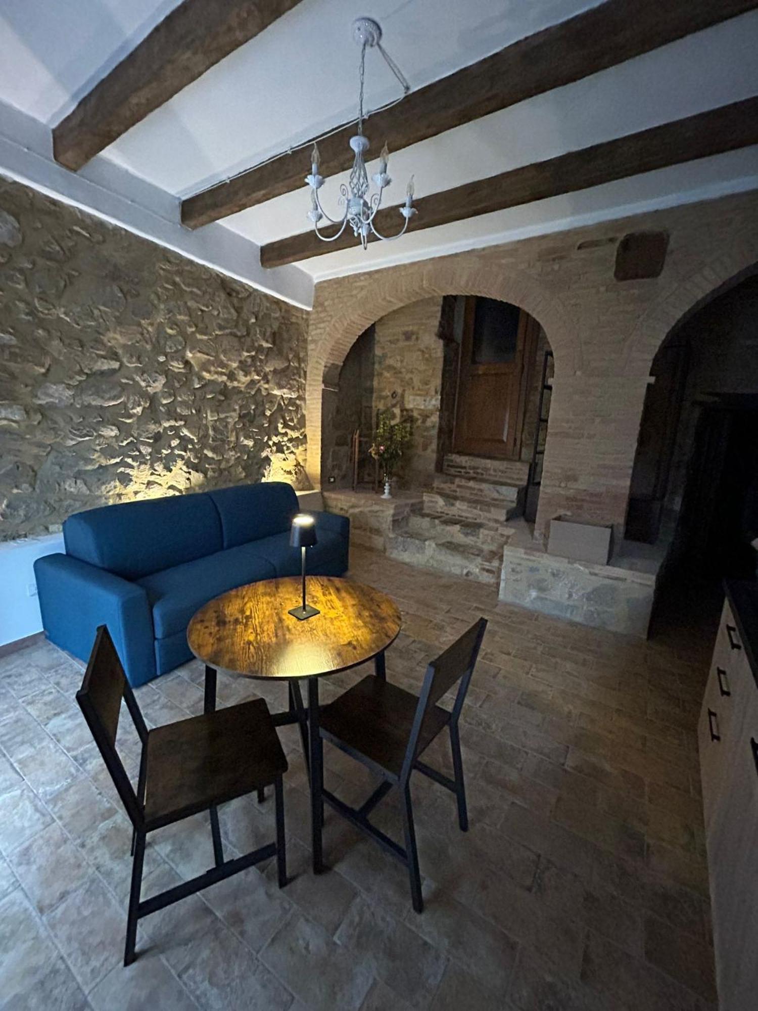 דירות Castelnuovo dellʼAbate Borgo Di Mezzo מראה חיצוני תמונה