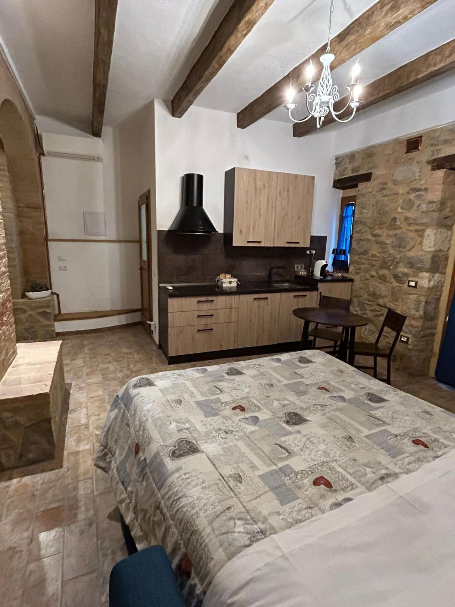דירות Castelnuovo dellʼAbate Borgo Di Mezzo מראה חיצוני תמונה
